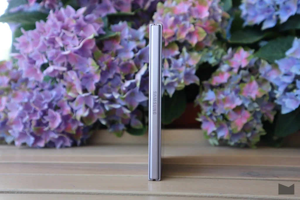 Galaxy Fold8