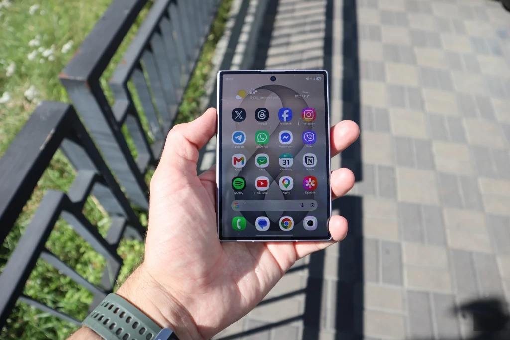 Galaxy Fold8