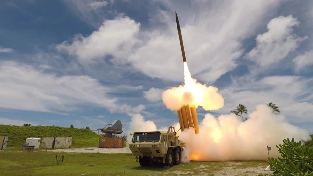 Запуск ракети-перехоплювача THAAD під час випробувань