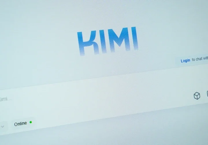Маловідомі китайські моделі ШІ: що таке Kimi, OX Alpha/GLM та Qwen