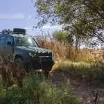 Представлен военный внедорожник Defender Wolf Series II